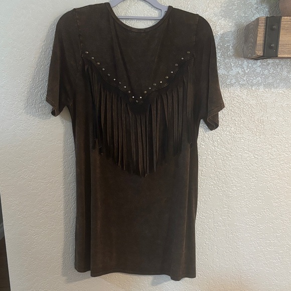 T Party Fashion Dark Brown Short Sleeve Tee - Picture 3 of 4